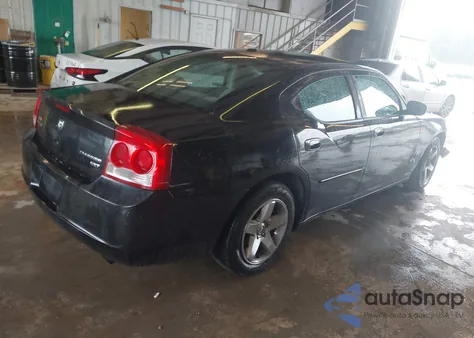 2010 Dodge Charger Sxt z USA, uszkodzony, nr VIN 2B3CA3CV3AH267795
